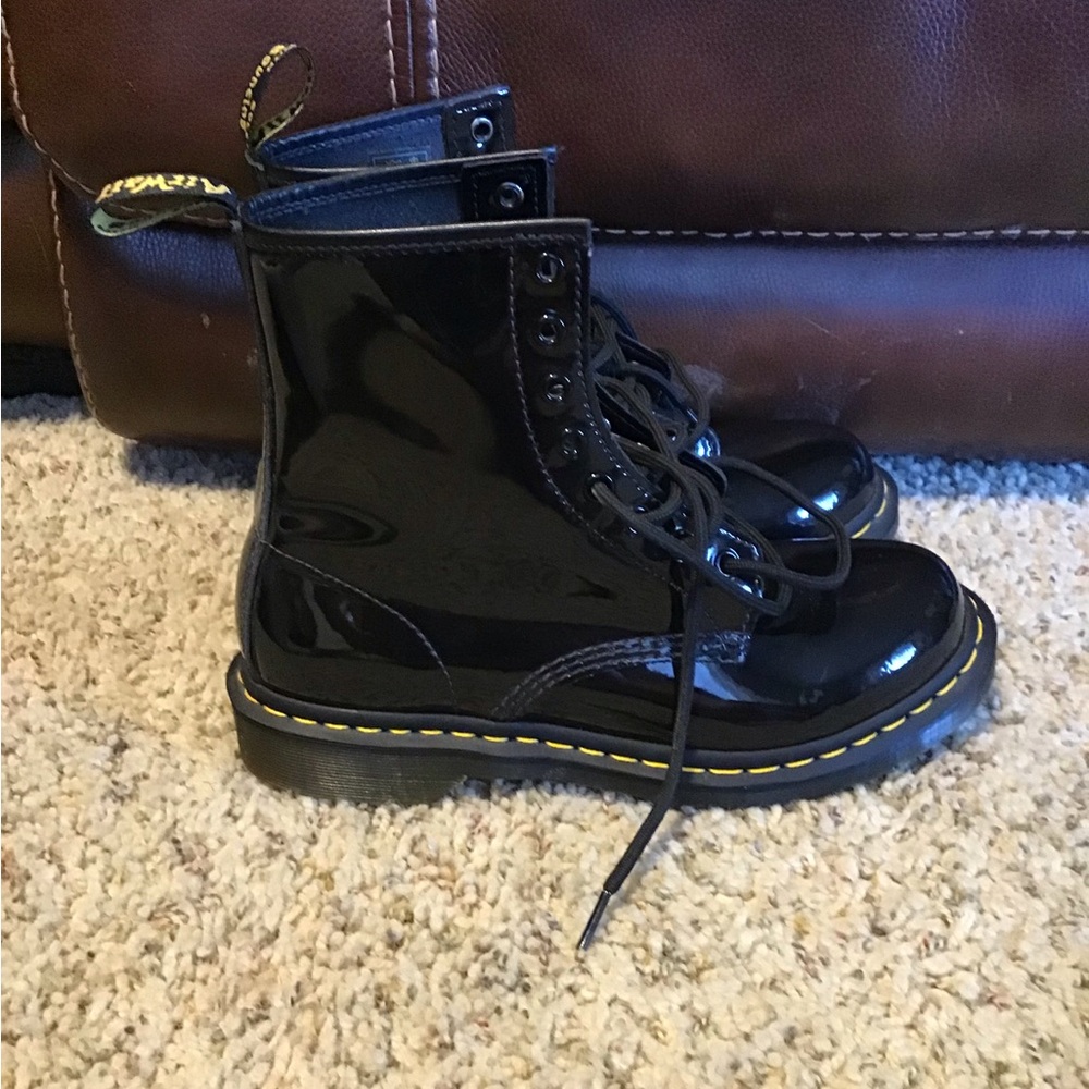 Cutest boots ever BRAND NEW never been even put on